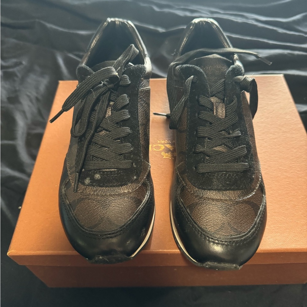 Women’s coach brown/mahogany athletic sneaker size 5 US
